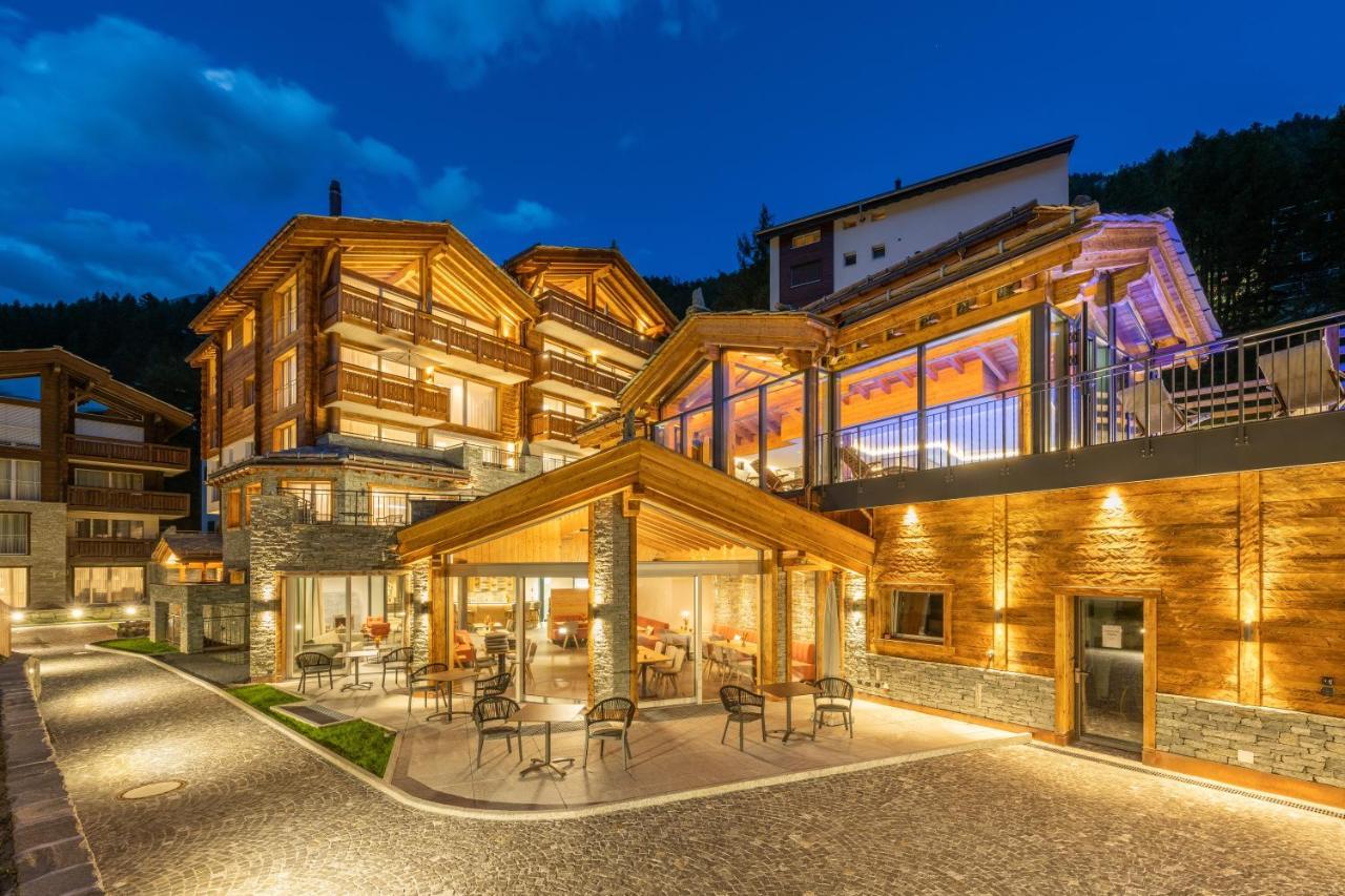 Luxury Residence Colosseo Zermatt Exterior foto